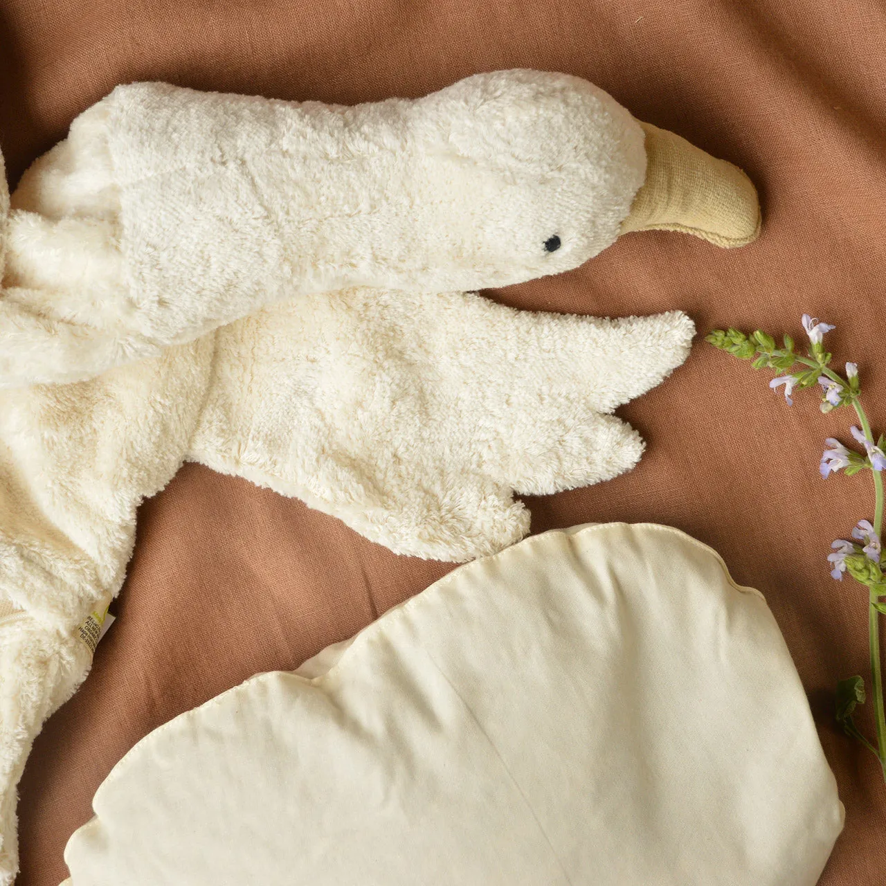 Cuddly Goose Toy/Heat Pack in Organic Cotton/Lambswool - Large