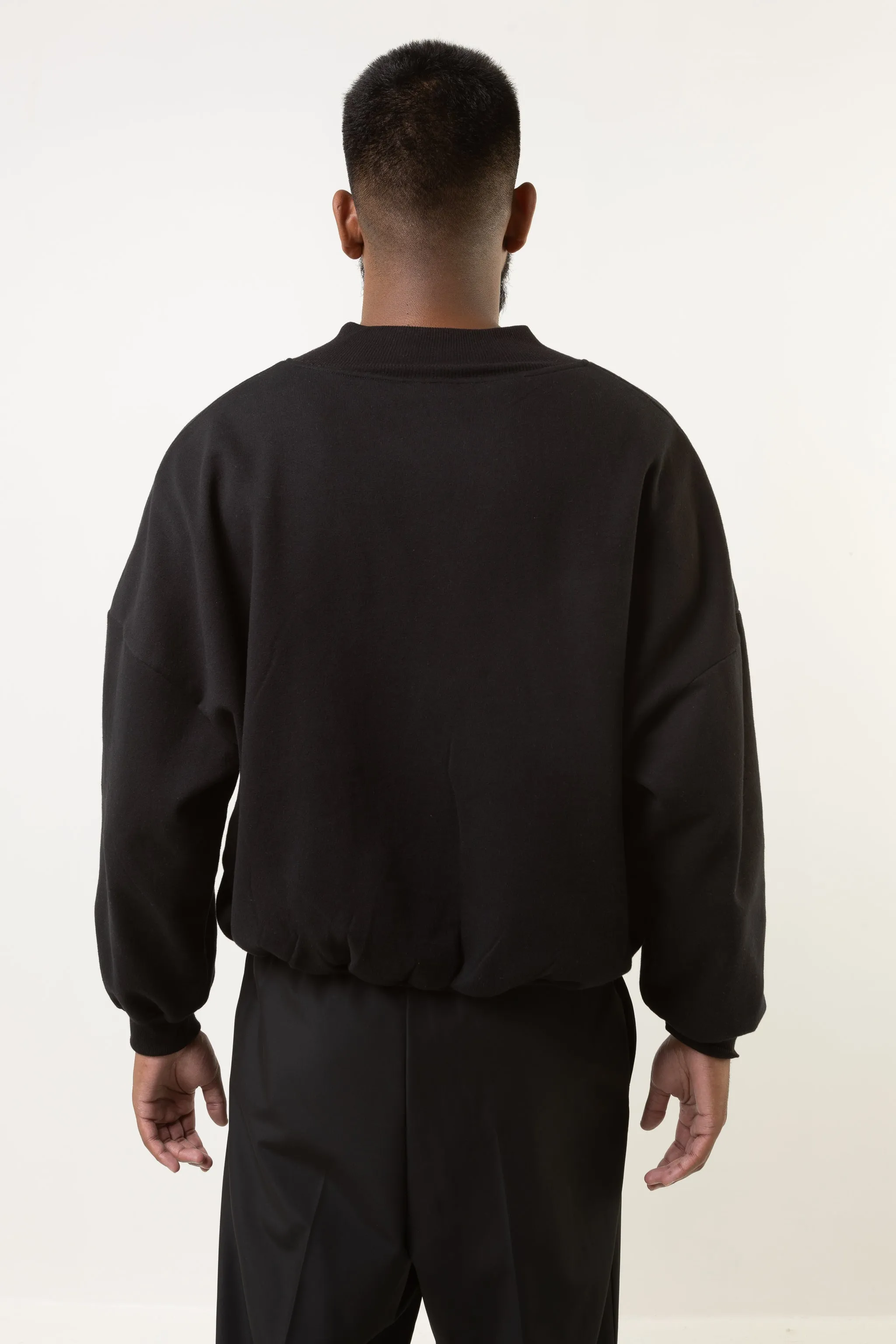 ELEVATE V-NECK SWEATSHIRT