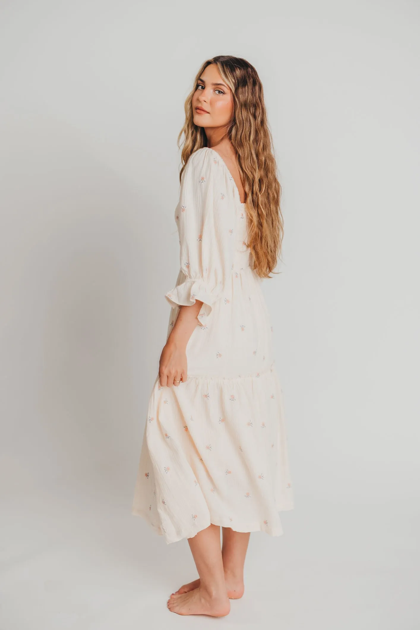 Evie Floral Maxi in Cream - Bump Friendly