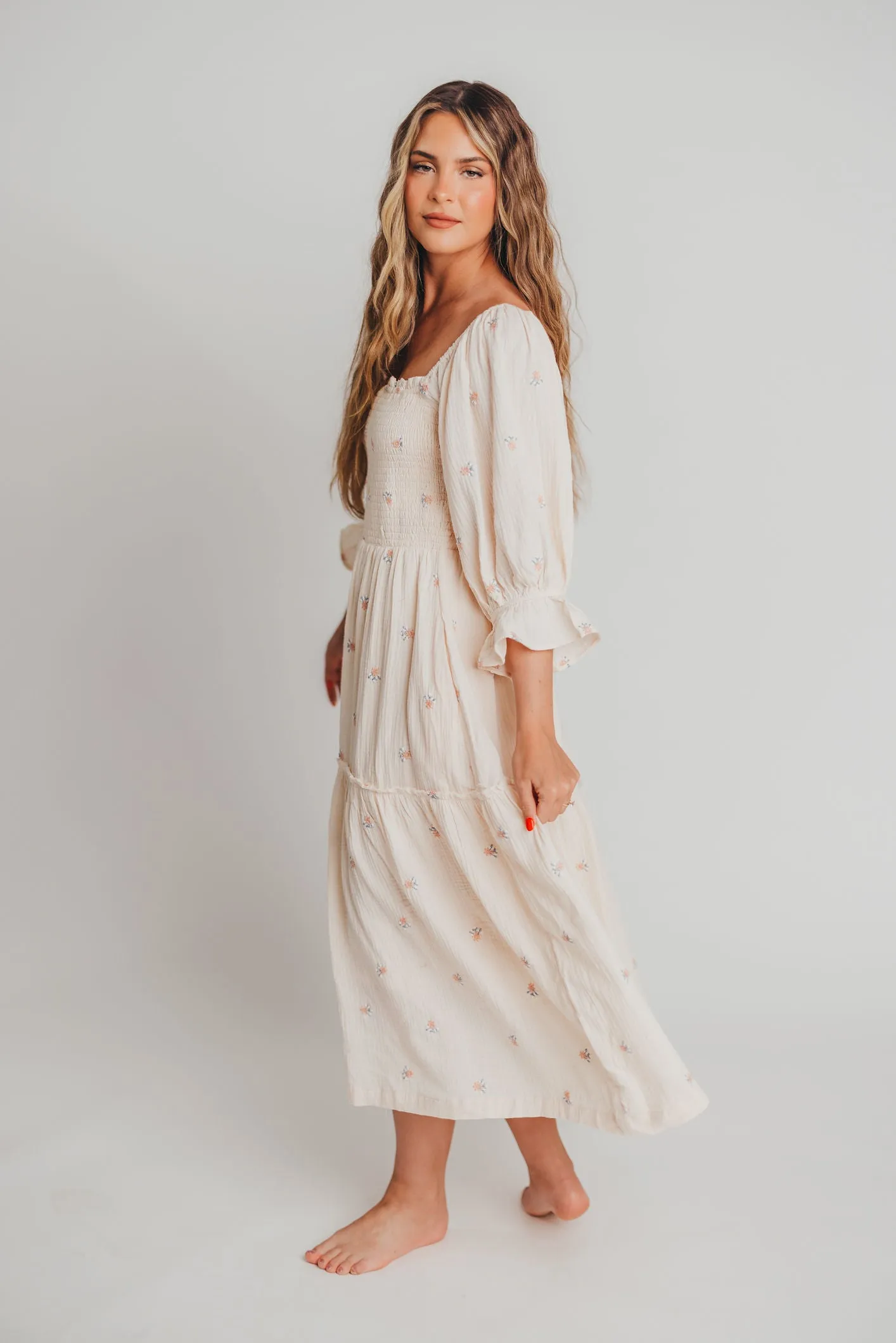 Evie Floral Maxi in Cream - Bump Friendly