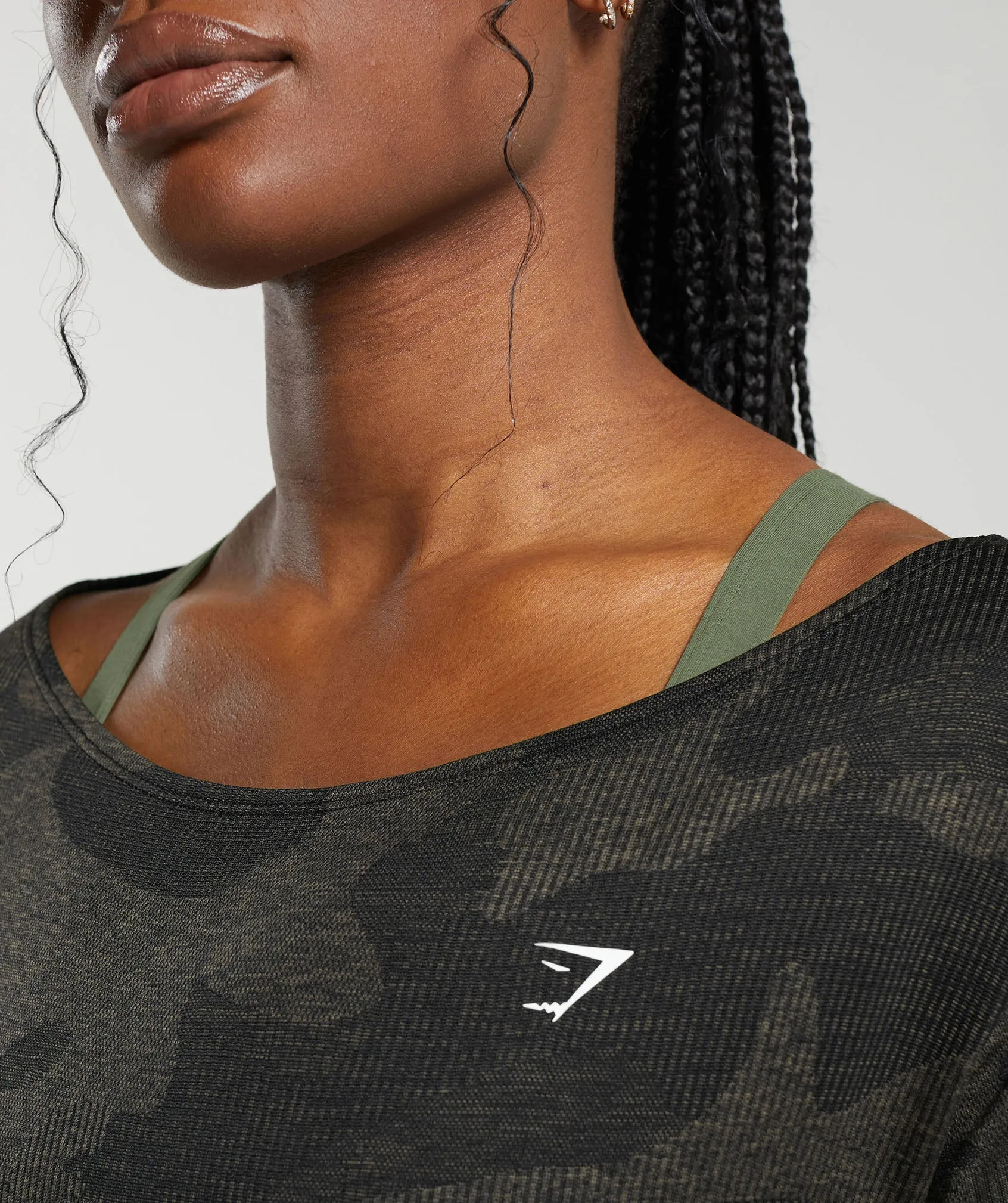 Gymshark Adapt Camo Seamless T-Shirt - Black/Camo Brown