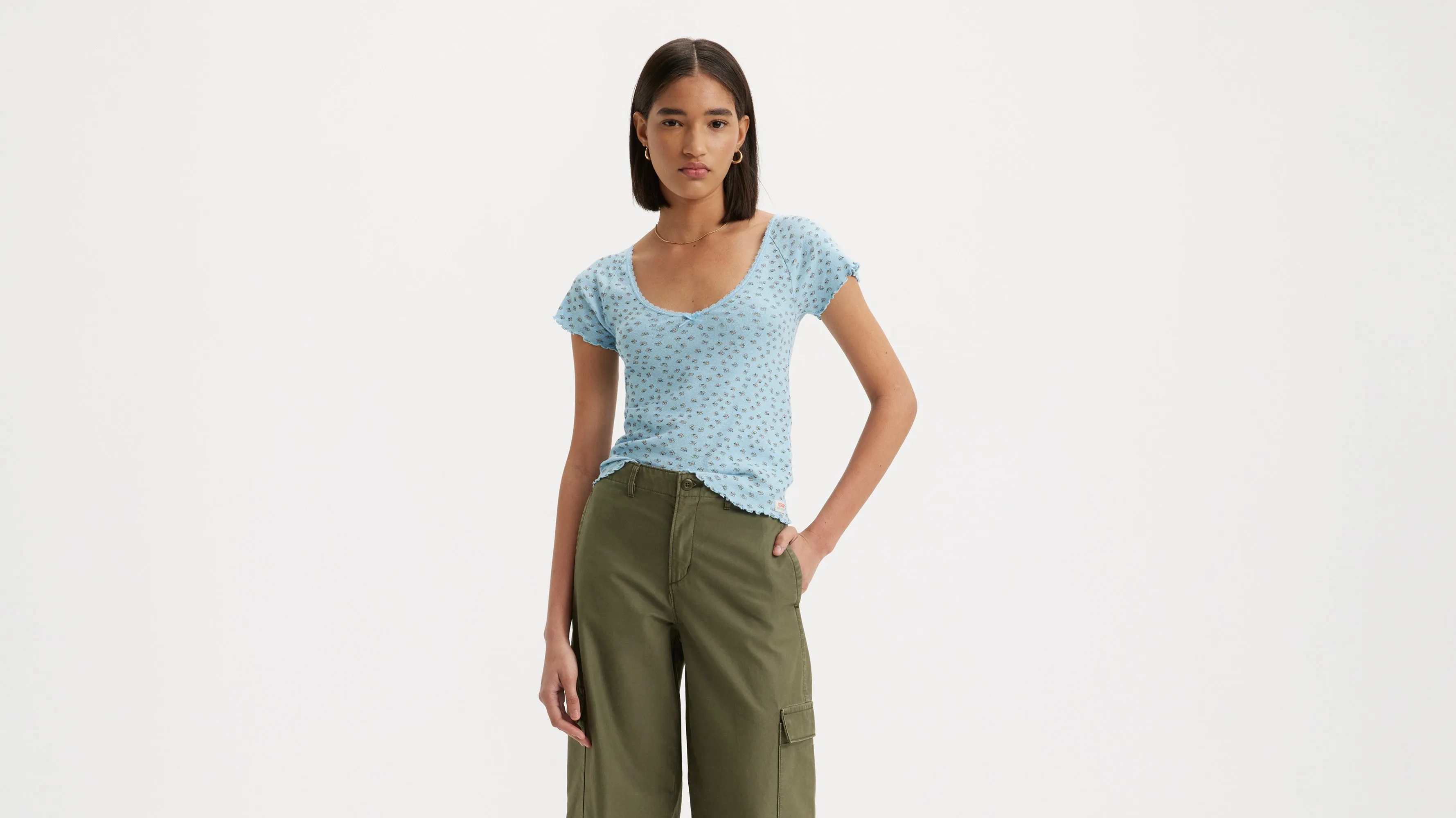 Levi's® Women's Dry Goods V-Neck T-Shirt