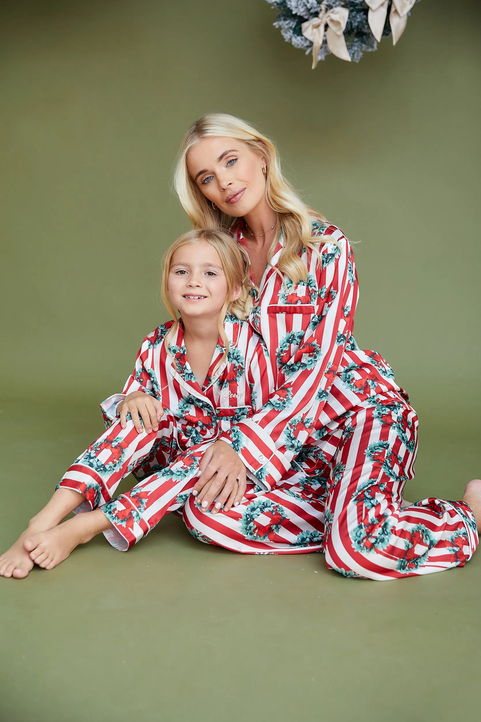 Personalised Children's Luxury Christmas Long Sleeve Pyjama Set - Stripe/Wreath