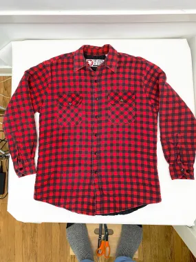 Vintage Insulated Red Buffalo Check Flannel Plaid Button Up Shirt (Medium)